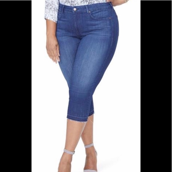 NYDJ Denim - NYDJ LIFT/Tuck Capri Jeans w/ Frayed Hem!